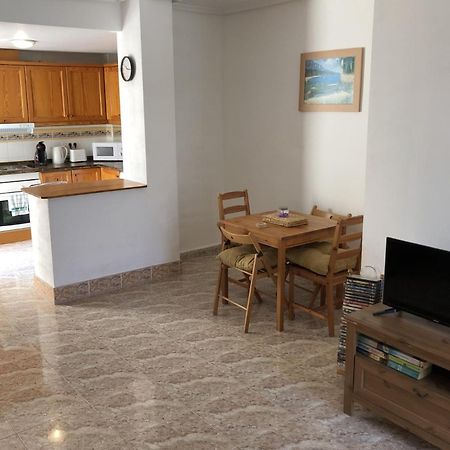 Torrevieja, La Torreta Ground Floor Apartment With Large Private Patio Garden Eksteriør billede